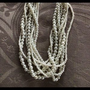 MULTI-STRAND TWISTED PEARL NECKLACE
